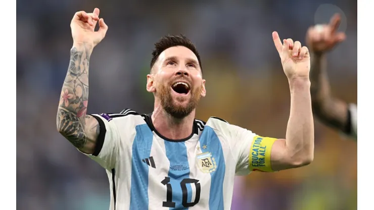Em excelente partida Messi marca e garante Argentina nas quartas da Copa do mundo