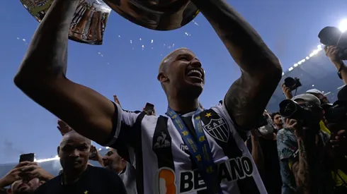 Jair está na mira do Grêmio