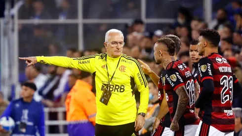 Elenco do Flamengo não queria saída de Dorival Júnior