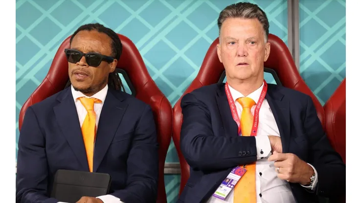 Edgar Davids e Louis van Gaal, auxiliar e treinador da Holanda, respectivamente (Foto: Getty Images)