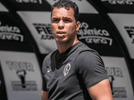 Fernando Lázaro dá 'aval' e Corinthians decide vender atacante do elenco