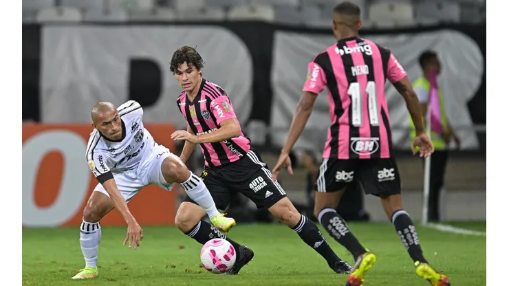 Nino Paraíba disputou a temporada 2022 pelo Ceará