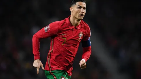 Cristiano Ronaldo, em campo pela seleção de Portugal (Foto: Getty Images)