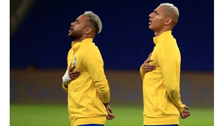 Richarlison saiu em defesa de Neymar