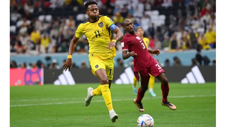 Catar perde para equador na estreia da copa do mundo e quebra ciclo de invencibilidade de anfitriões