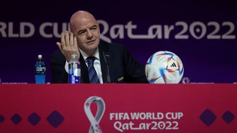 Presidente da Fifa sai em defesa do Catar e desabafa durante coletiva; "devemos nos desculpar antes de dar lições de moral"