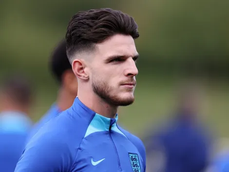 Volante da seleção da Inglaterra leva mala vazia para o Catar; veja a explicação do jogador