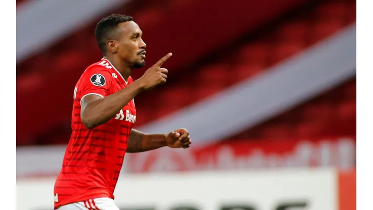 Internacional v Olimpia - Copa CONMEBOL Libertadores 2021