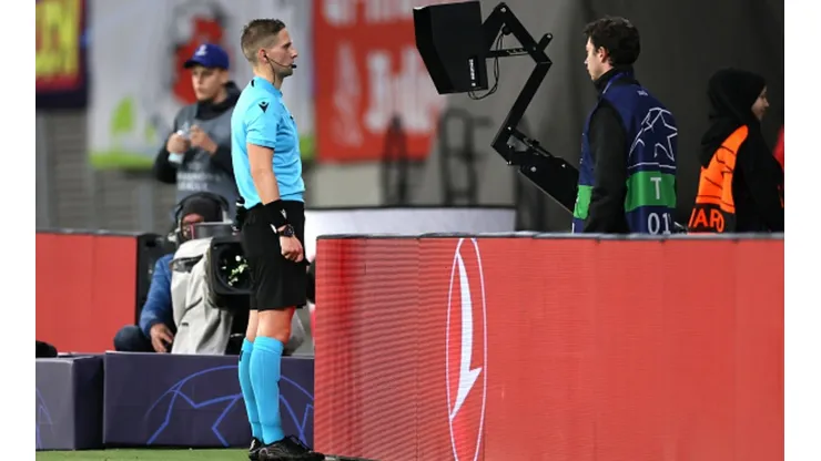 Fifa decide manter as conversas do VAR em segredo durante a copa do mundo no Catar