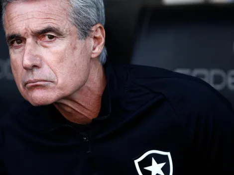 Gigante do Brasileirão tem interesse em tirar Luis Castro do Botafogo