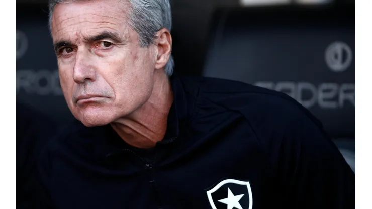 Botafogo v Sao Paulo - Brasileirao 2022
