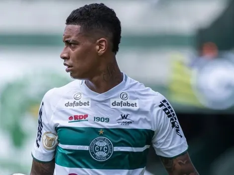 Gigante do Brasileirão tem interesse no futebol de Alef Manga; Coritiba pede R$ 40 milhões