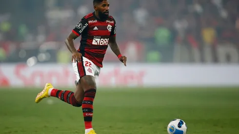 Landim indica que Rodinei deve deixar o Flamengo