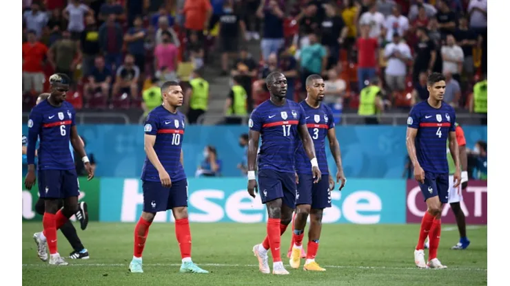 Jogador francês não se recupera a tempo e está fora da copa do mundo no Catar