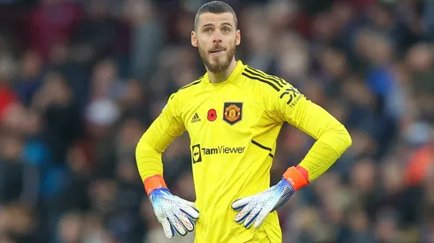 Aston Villa v Manchester United - Premier League