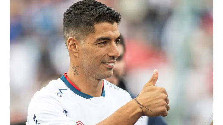 Striker Luis Suarez Returns to His Boyhood Uruguayan Club Ahead of World Cup