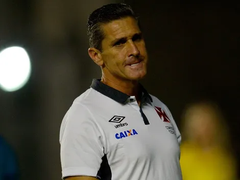 Jorginho e Vasco fazem reunião; Jornalista crava futuro do treinador
