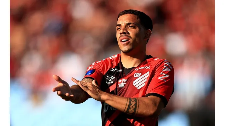 Athletico Paranaense v Red Bull Bragantino - Copa CONMEBOL Sudamericana 2021: Final