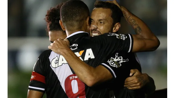 Vasco da Gama v Fluminense - Brasileirao Series A 2017
