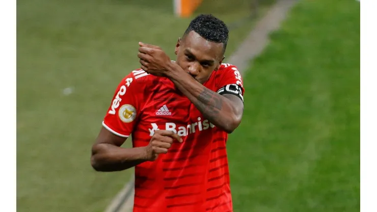 Corinthians v Internacional - Brasileirao 2021