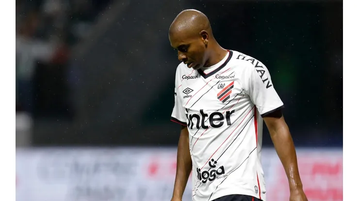 Fernandinho, volante do Athletico Paranaense (Foto: Getty Images)