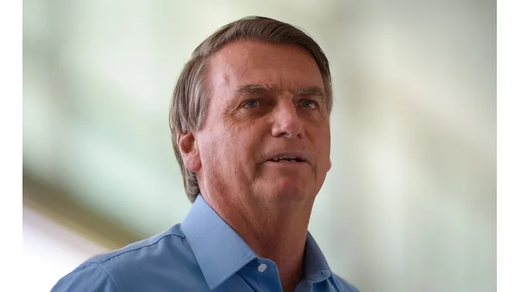 Bolsonaro Seeks Support Ahead of Tight Presidential Run-off