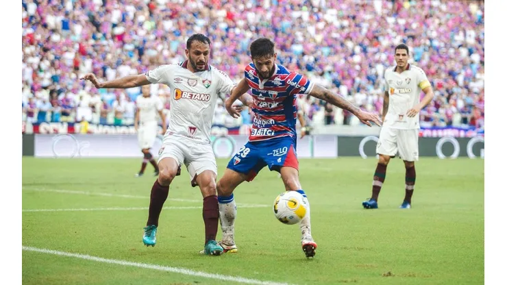 Thiago Gadelha / SVM