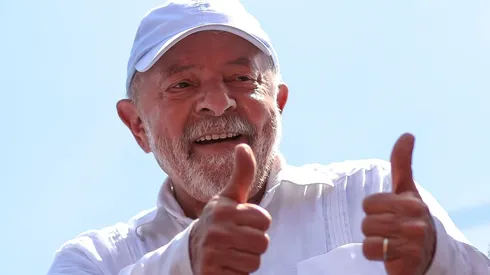 Lula Campaigns in Sao Goncalo