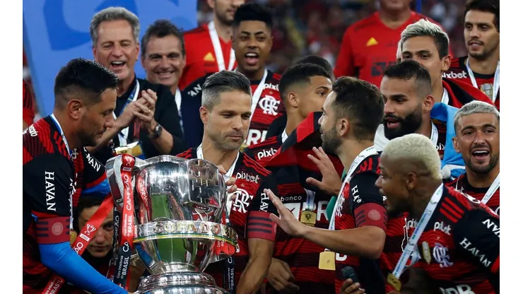 Jogadores do Flamengo comemoram título da Copa do Brasil (Foto: Getty Images)