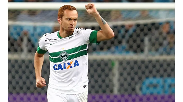 Gremio v Coritiba - Brasileirao Series A 2014