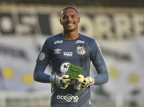 John, goleiro do Santos, pode acertar com gigante brasileiro ainda neste ano