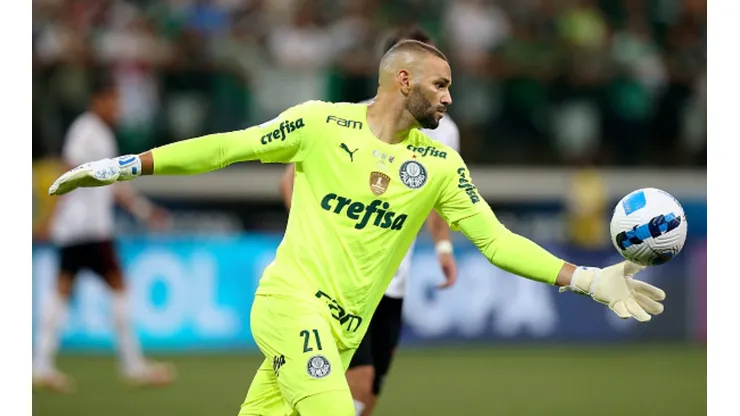 Saiba quantos o Palmeiras pode faturar com a convocação do goleiro Weverton