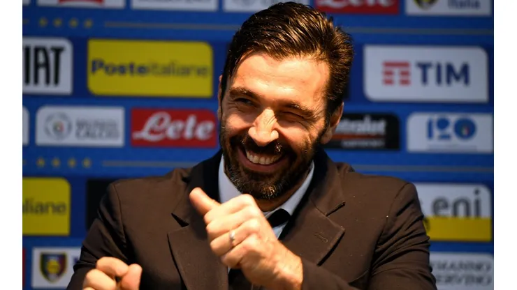 Italy Press Conference And Walk Around In Manchester