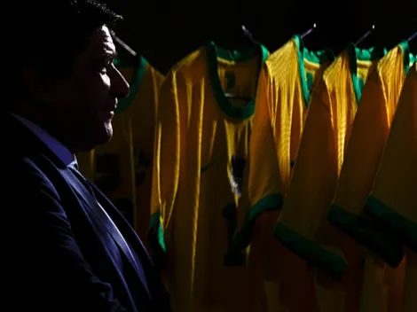 Executivo da Nike recebe camisa da CBF com o número 22 e confederação tem que se explicar