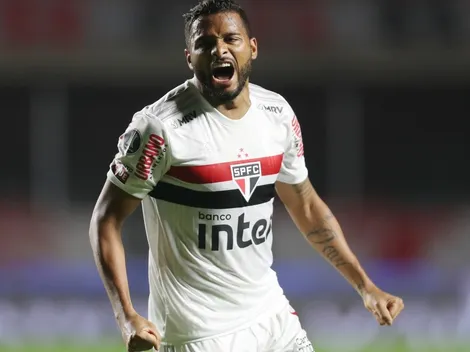 Reinaldo ganha força para trocar o São Paulo por outro gigante brasileiro