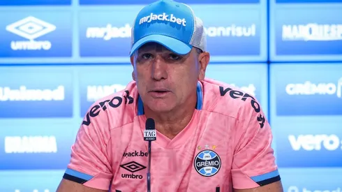 Renato Gaúcho rasga elogios a Lucas Leiva após vitória do Grêmio (FOTO: LUCAS UEBEL/GREMIO FBPA)