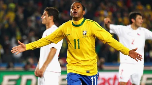 Brazil v Chile: 2010 FIFA World Cup - Round of Sixteen