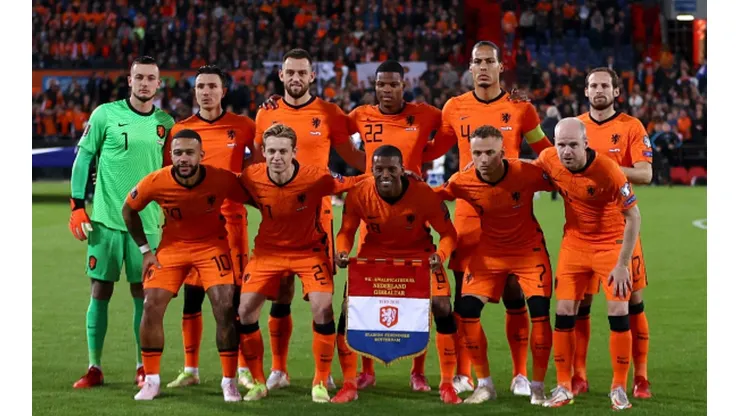 Holandês e ídolo do Schalke 04 faz previsão nada animadora para a laranja mecânicas na copa do mundo no Qatar