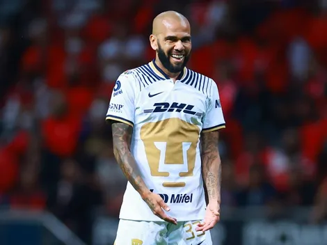 "Convocar ele é jogar uma vaga fora.", Mauro Cezar detona possível convocação de Daniel Alves para a Copa do Mundo