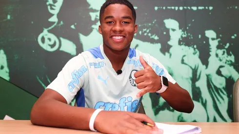Endrick foi relacionado para o clássico contra o Santos