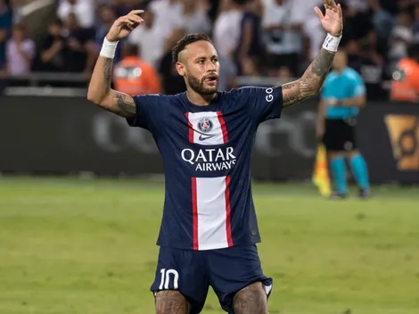 Neymar se apresenta a seleção brasileira para amistosos preparatórios para a Copa do Mundo