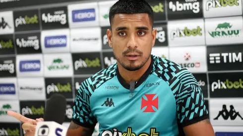 Léo Matos admite momento ruim do Vasco, mas acredita no acesso à Série A (Foto: Daniel RAMALHO/VASCO)