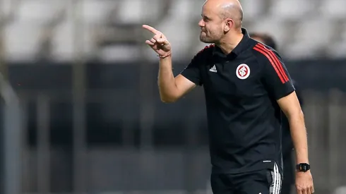 Olimpia v Internacional – Copa CONMEBOL Libertadores 2021