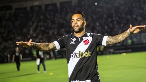 777 Partners não estaria disposta a renovar com Alex Teixeira para a próxima temporada (Foto: Daniel RAMALHO/VASCO)