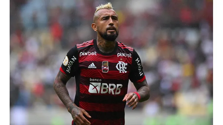 Arturo Vidal, meio-campista do Flamengo (Foto: Getty Images)