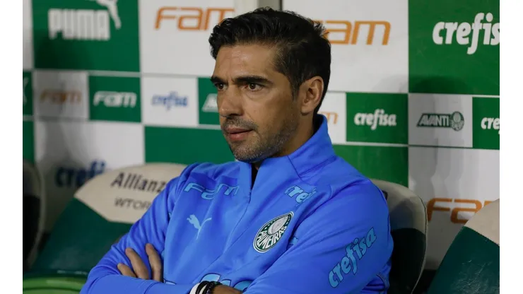 Paulo Pezzolano, do Cruzeiro, tem trabalho comparado ao de outros técnicos no Brasil, como o de Abel Ferreira (na foto) (Foto: Ricardo Moreira/Getty Images)