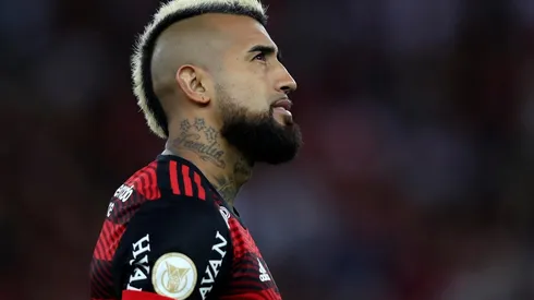 Arturo Vidal, meio-campista do Flamengo (Foto: Getty Images)