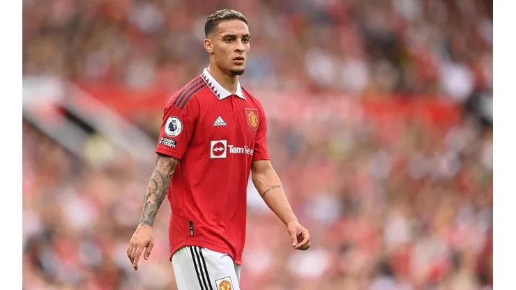 Diretor esportivo do Ajax conta que técnico ficou irritado com a saída de Antony para o Manchester United (Foto: Michael Regan/Getty Images)