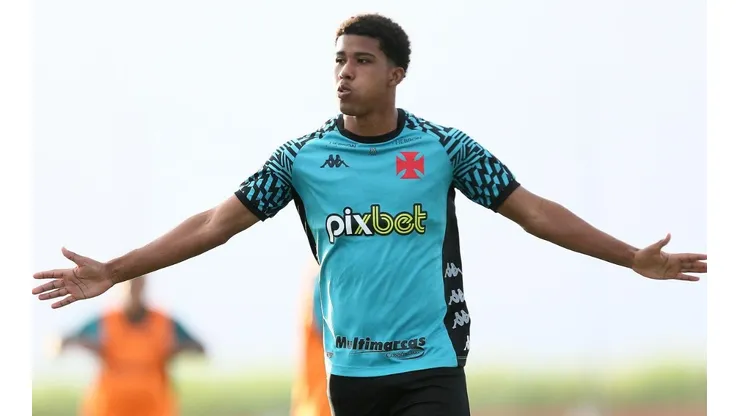 Newcastle envia proposta de 35 milhões de euros para tirar Andrey Santos do Vasco (Foto: Daniel RAMALHO/CRVG)