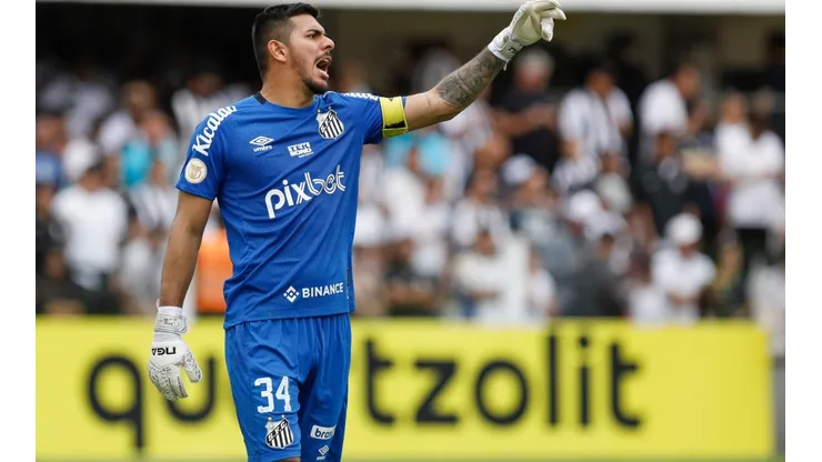 Santos v Coritiba - Brasileirao 2022